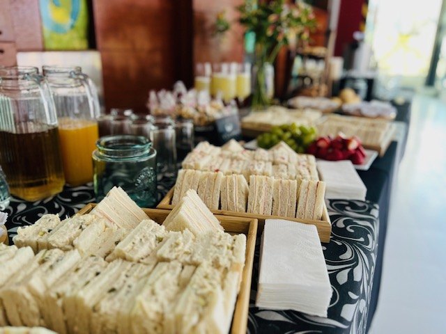 Bandejas de sándwiches para evento